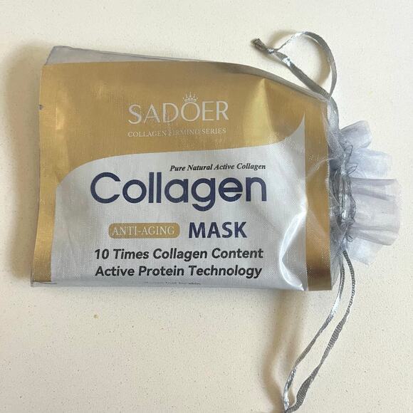 YSL YVES SAINT LAURENT Cosmetic Case, Travel, Makeup or Toiletry, UNISEX + Socks - Picture 15 of 15